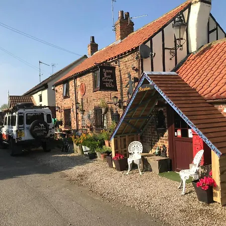 Yarm Sleeping 11 Holiday home *